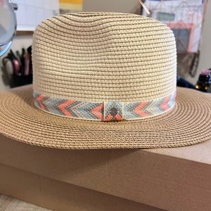 Eddie Bauer women’s hat